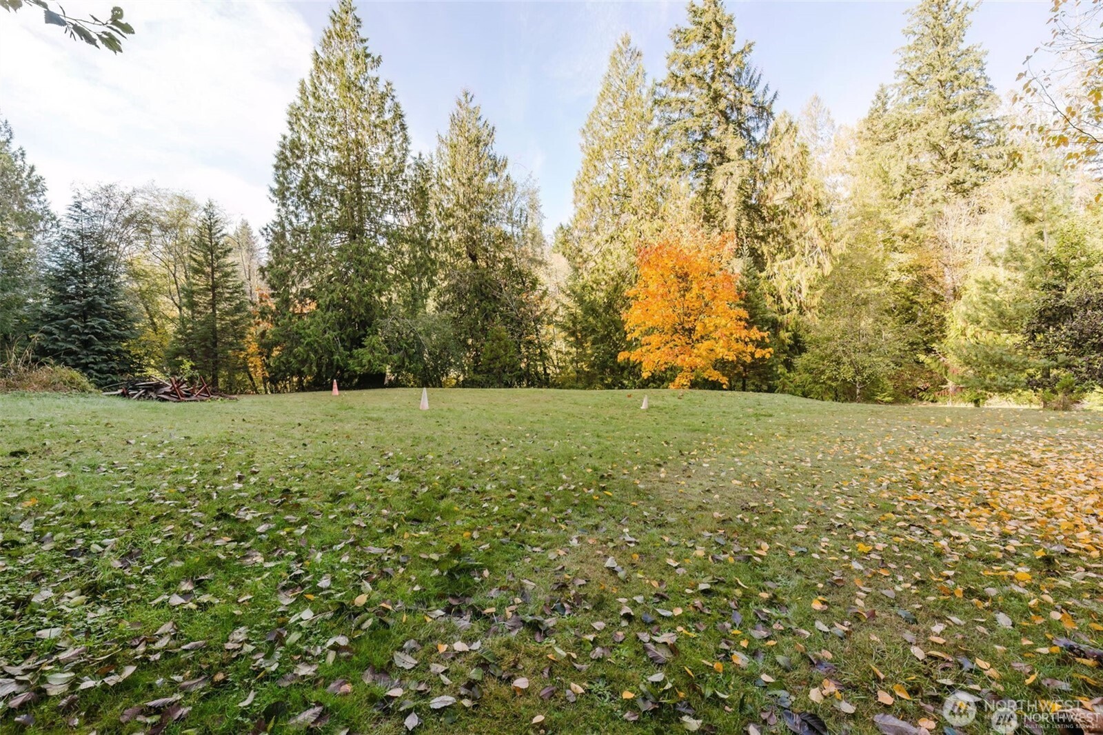17717 E State Route 3 , Allyn, WA 98524-1415