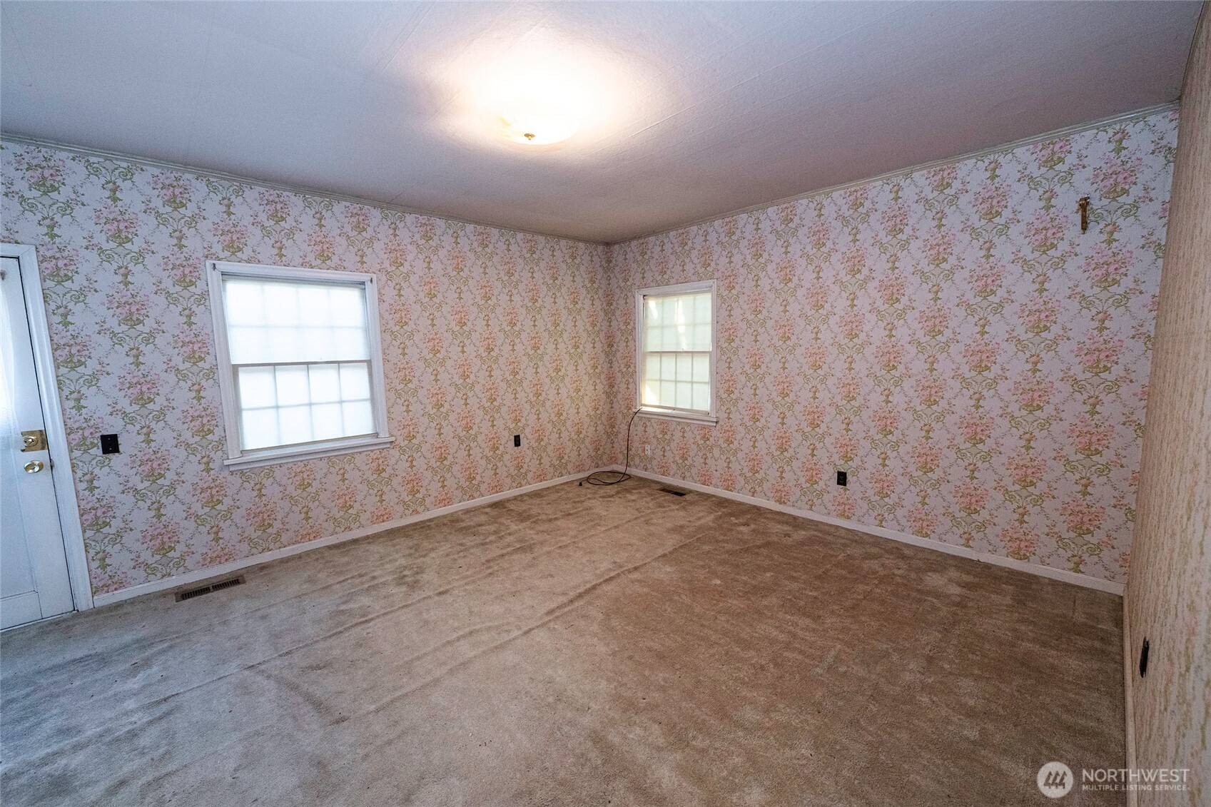 40 NW B Street , College Place, WA 99324