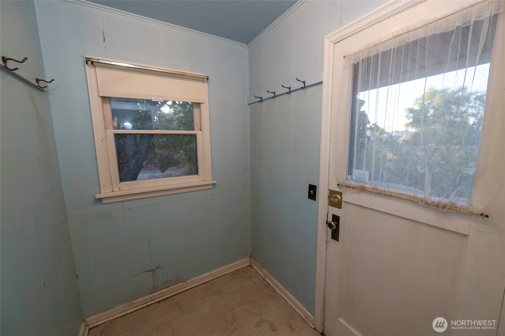 40 NW B Street , College Place, WA 99324