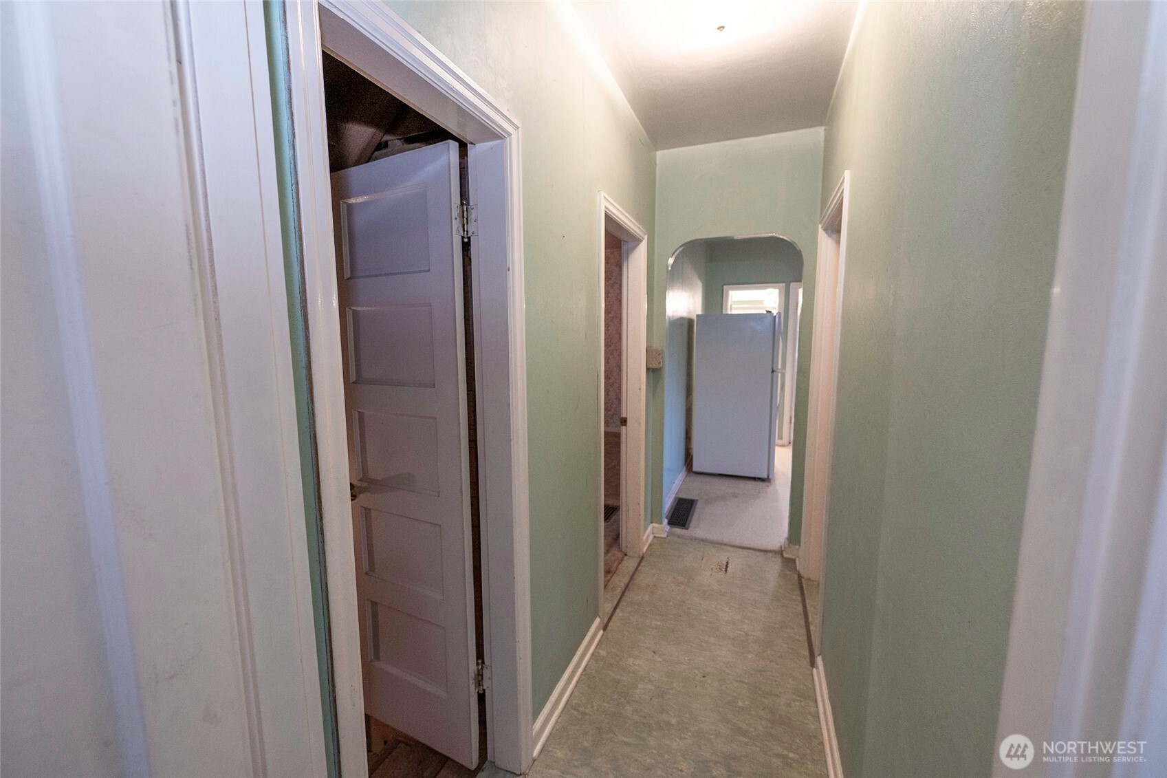 40 NW B Street , College Place, WA 99324