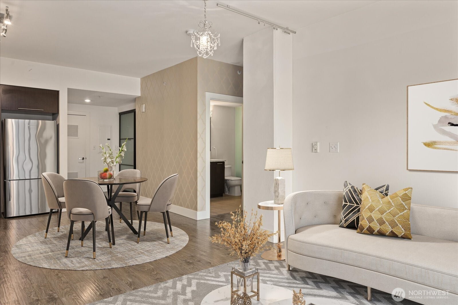 2911 2nd Avenue #404, Seattle, WA 98121