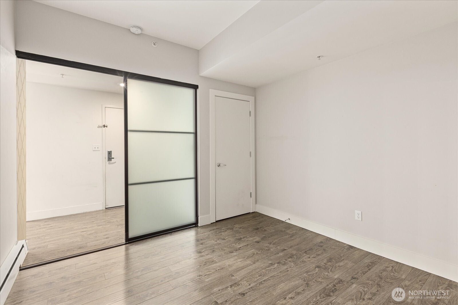 2911 2nd Avenue #404, Seattle, WA 98121