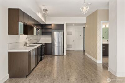 2911 2nd Avenue #404, Seattle, WA 98121 - Photo 3