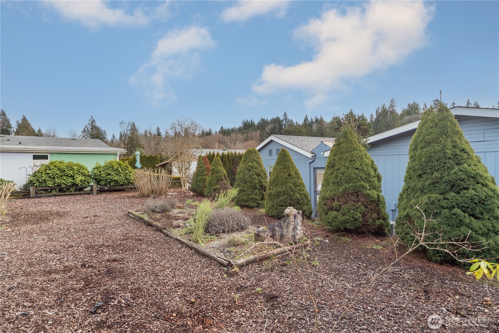 517 NW Silver Meadow Lane , Bremerton, WA 98311