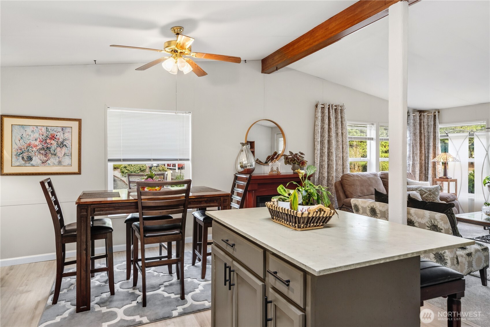517 NW Silver Meadow Lane , Bremerton, WA 98311