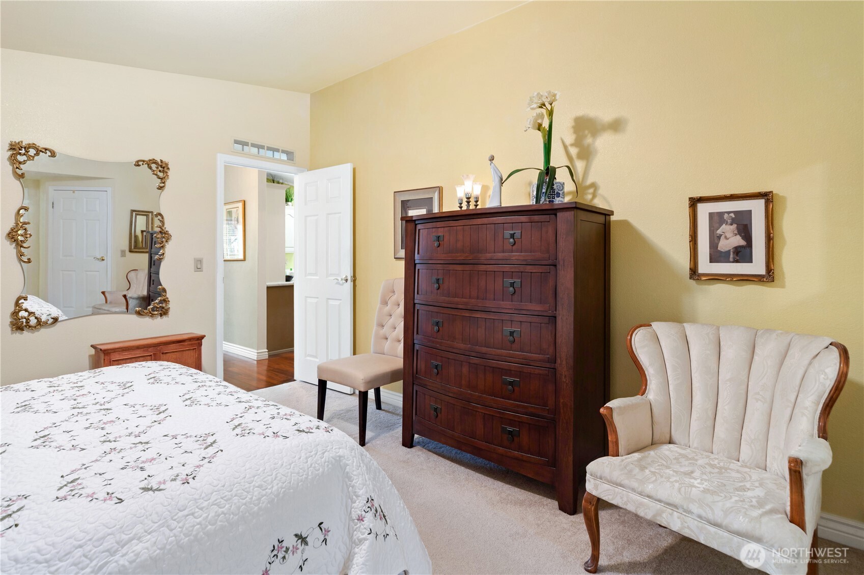 6680 NE Aquarius Lane , Bremerton, WA 98311