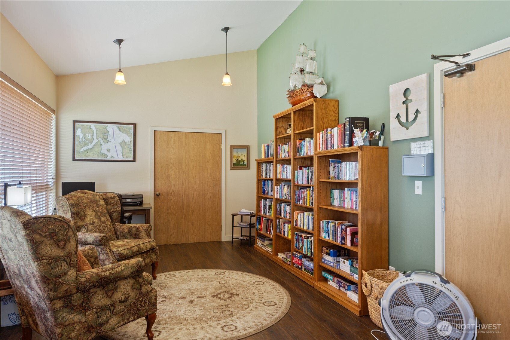 6680 NE Aquarius Lane , Bremerton, WA 98311