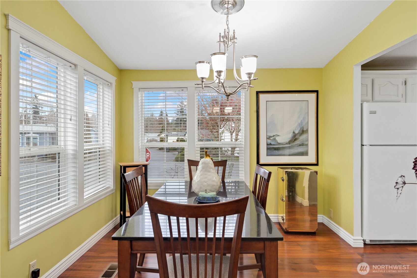 6680 NE Aquarius Lane , Bremerton, WA 98311