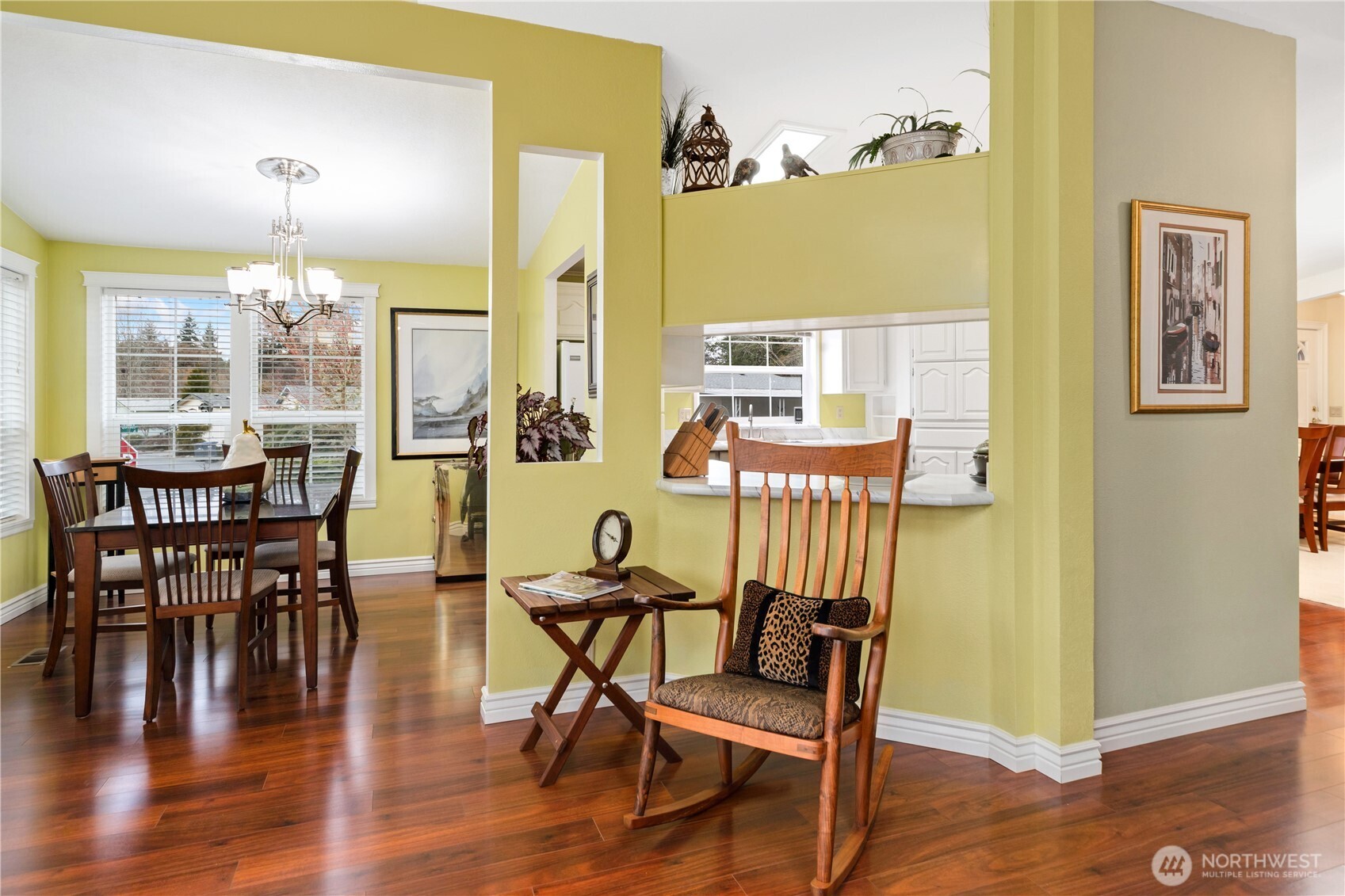 6680 NE Aquarius Lane , Bremerton, WA 98311