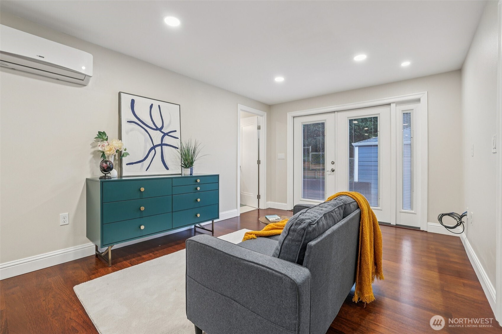 4027 48th Avenue SW, Seattle, WA 98116