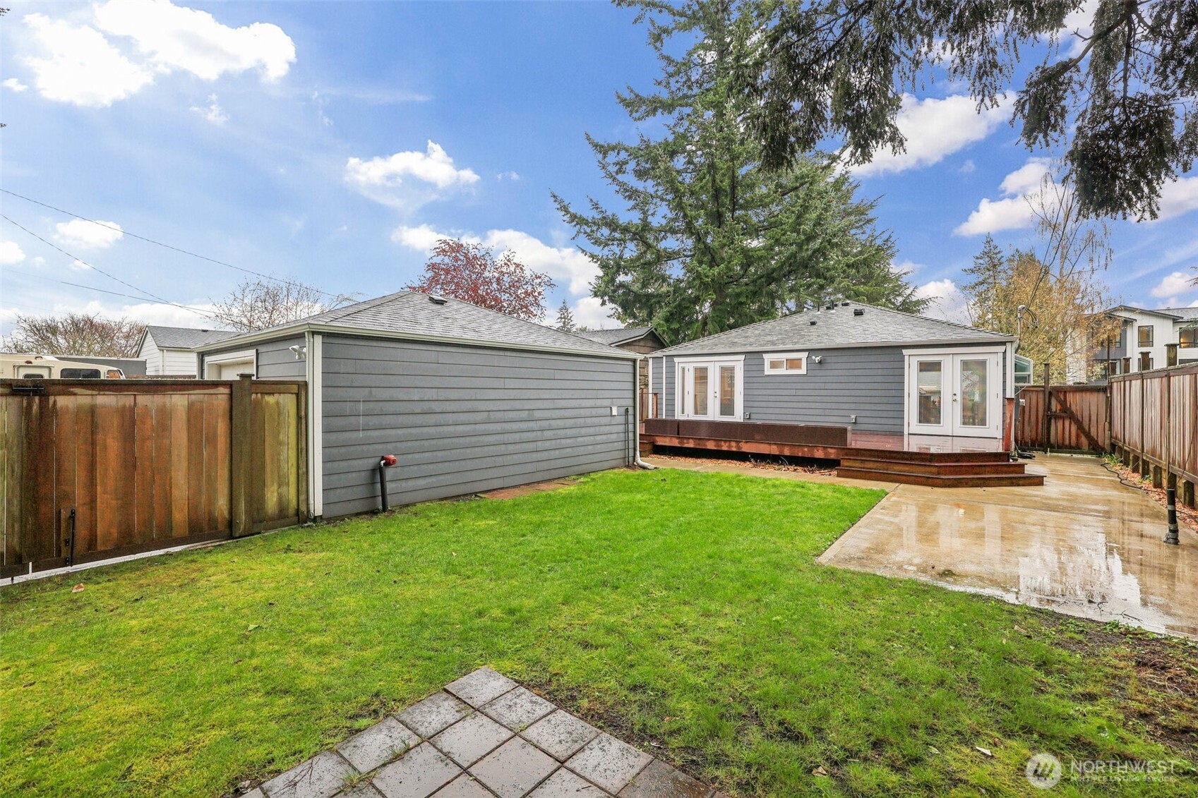 4027 48th Avenue SW, Seattle, WA 98116