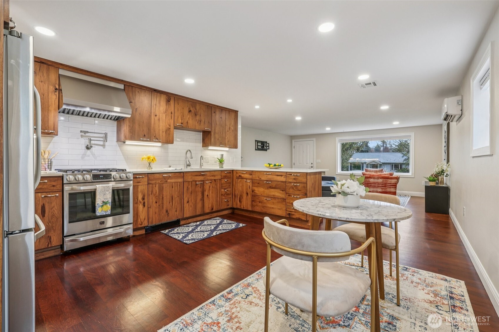 4027 48th Avenue SW, Seattle, WA 98116