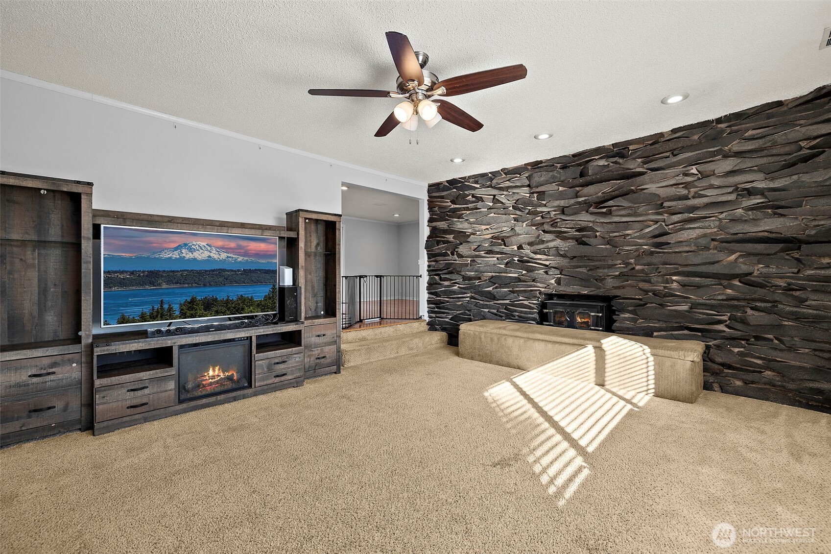 9206 31st Avenue SE, Everett, WA 98208