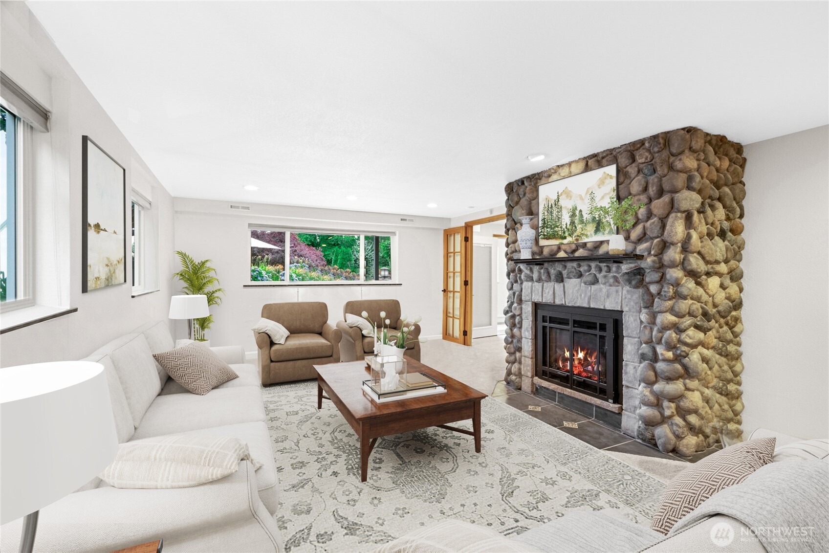 24215 75th Avenue SE, Woodinville, WA 98072