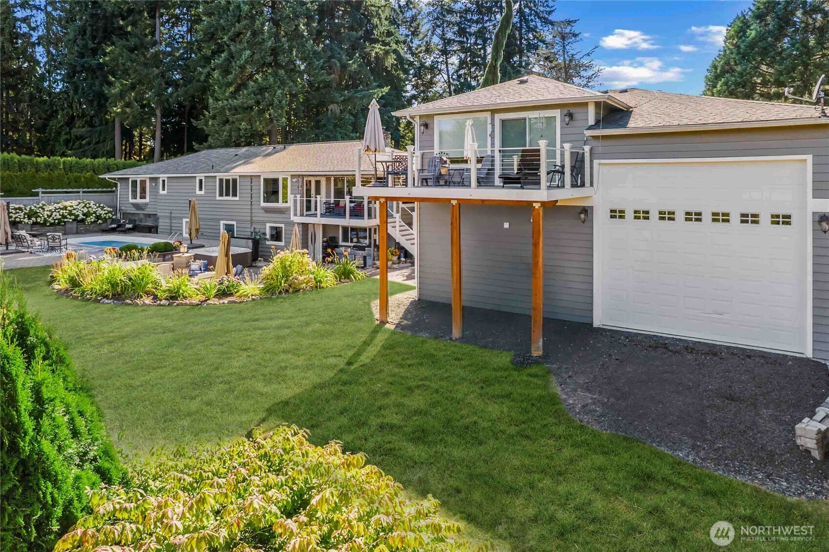 24215 75th Avenue SE, Woodinville, WA 98072