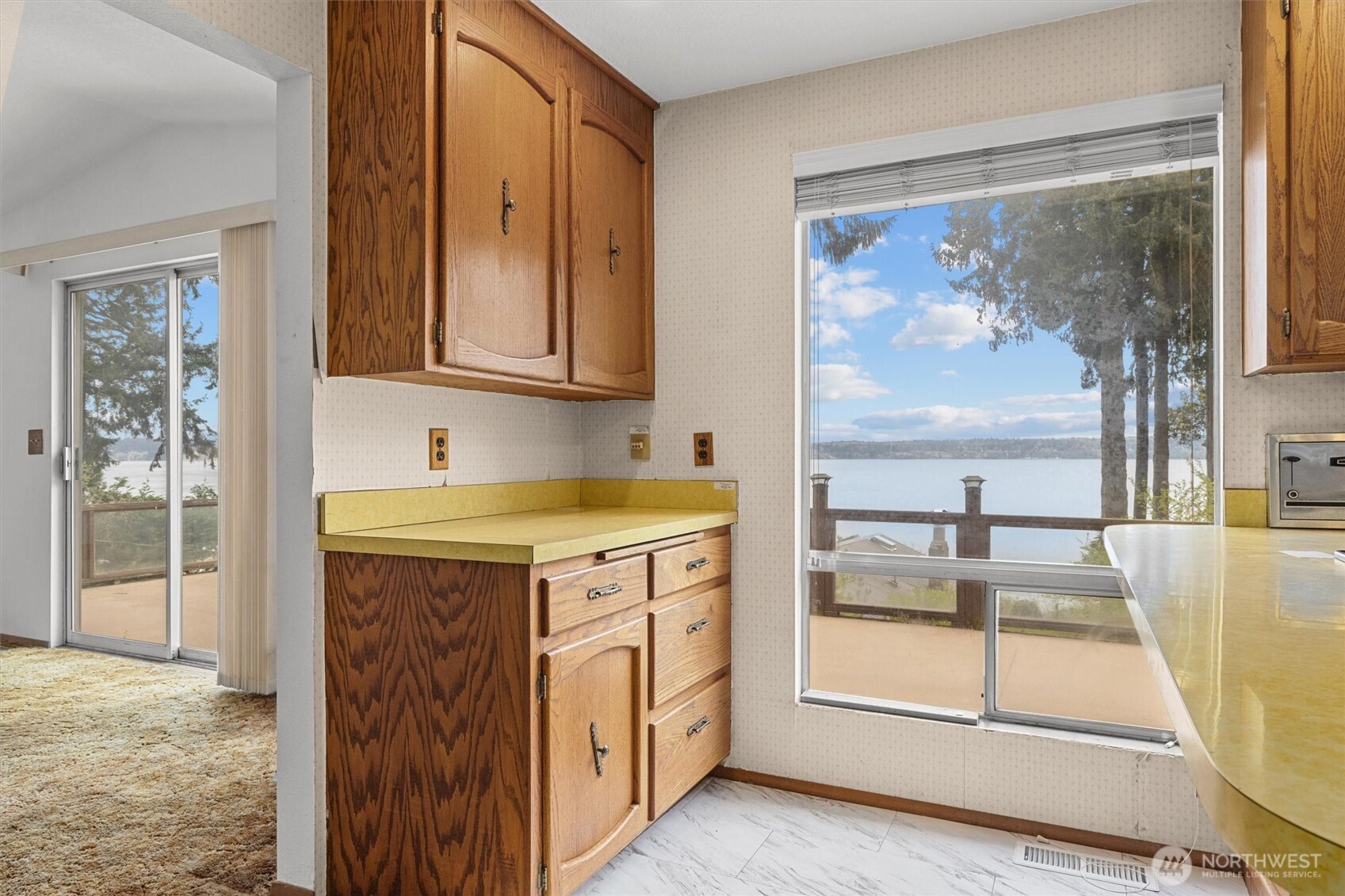 3817 Bells Beach Road , Langley, WA 98260