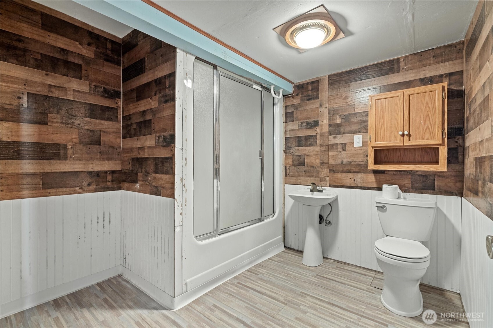 3817 Bells Beach Road , Langley, WA 98260