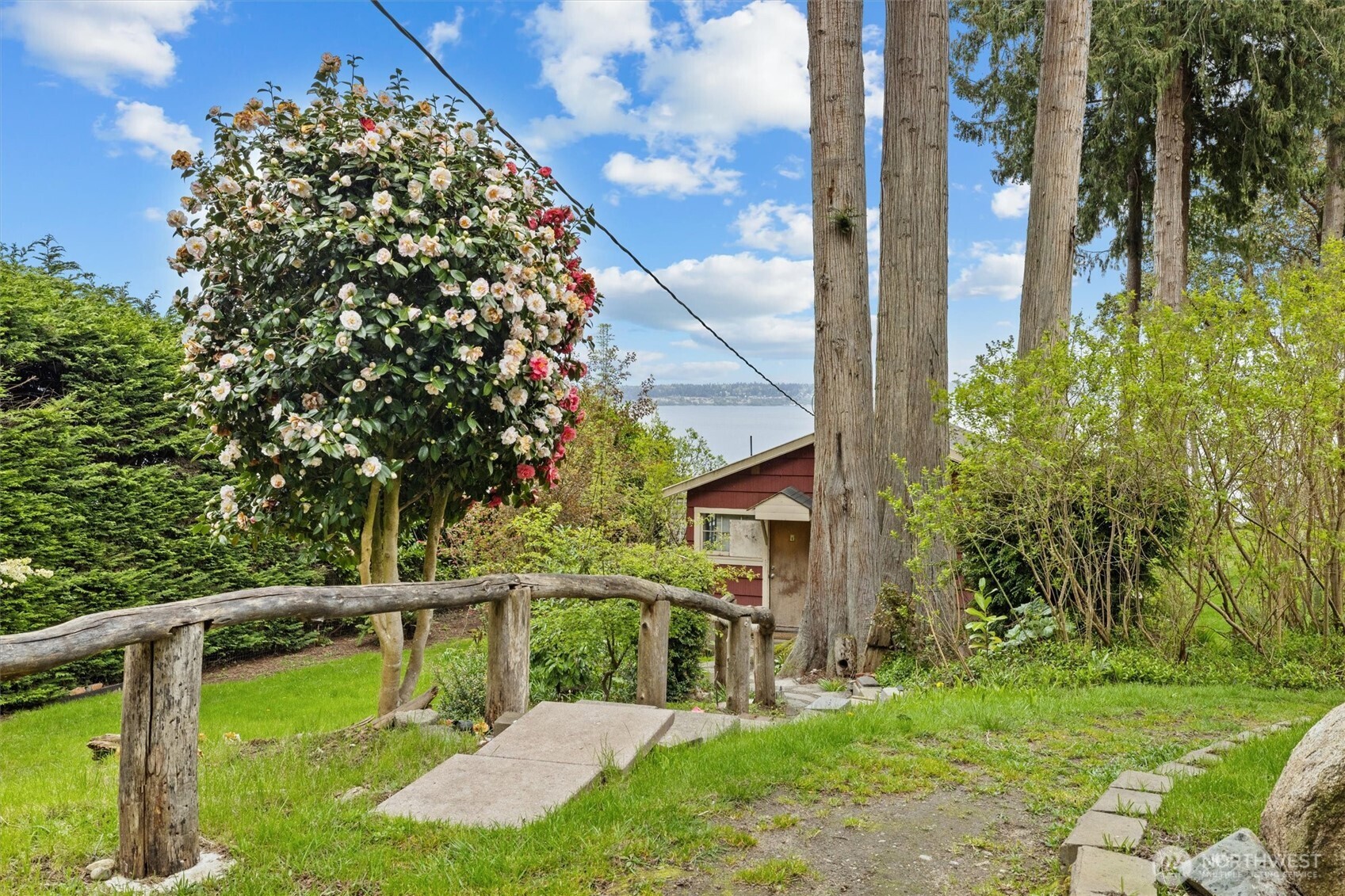3817 Bells Beach Road , Langley, WA 98260