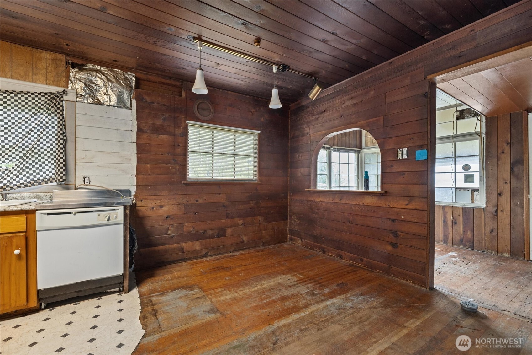 3817 Bells Beach Road , Langley, WA 98260