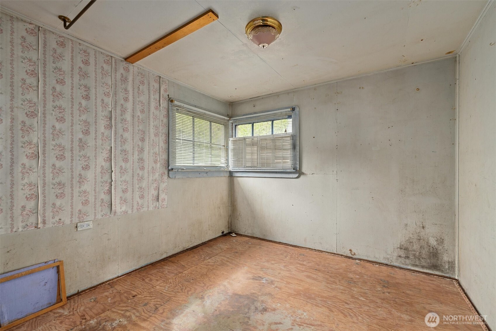 3817 Bells Beach Road , Langley, WA 98260