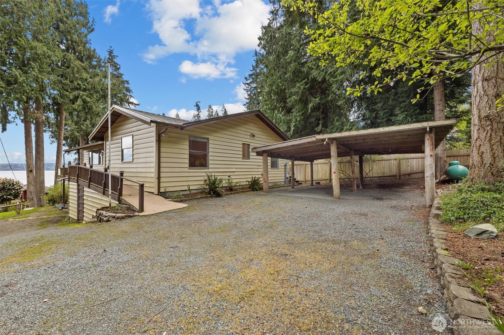 3817 Bells Beach Road , Langley, WA 98260
