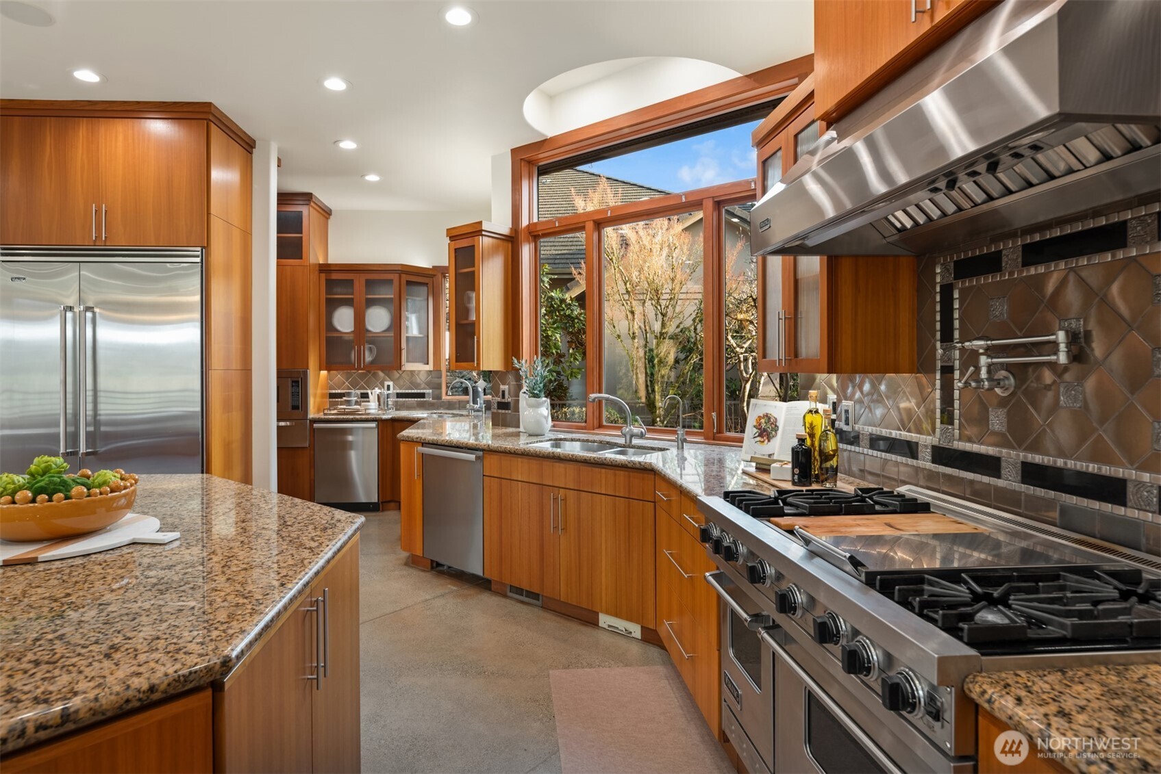 15546 SE 79th Place , Newcastle, WA 98059