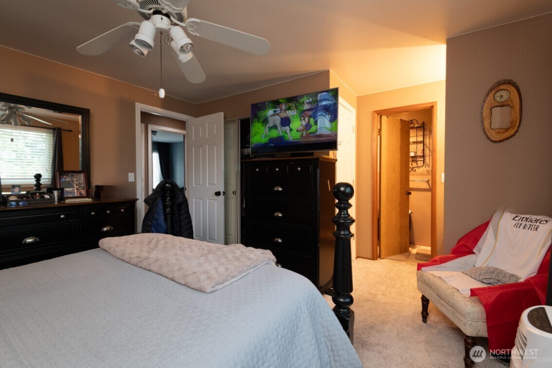 1427 33rd Avenue Ct SW, Puyallup, WA 98373-6031