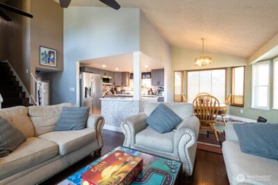 1427 33rd Avenue Ct SW, Puyallup, WA 98373-6031 - Photo 5