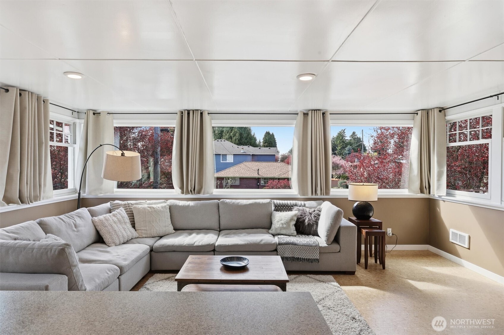 4725 SW Graham St , Seattle, WA 98136