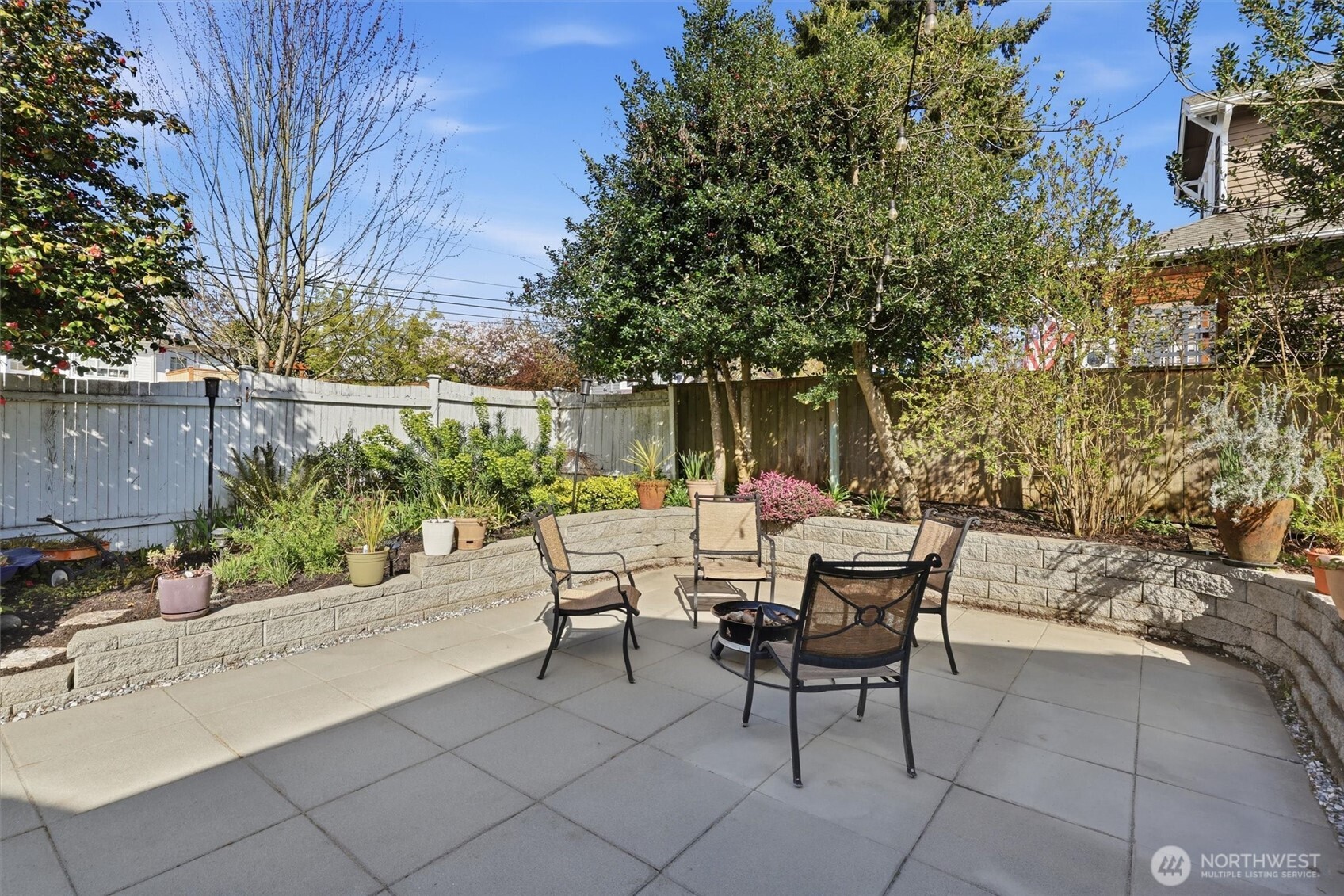 4725 SW Graham St , Seattle, WA 98136