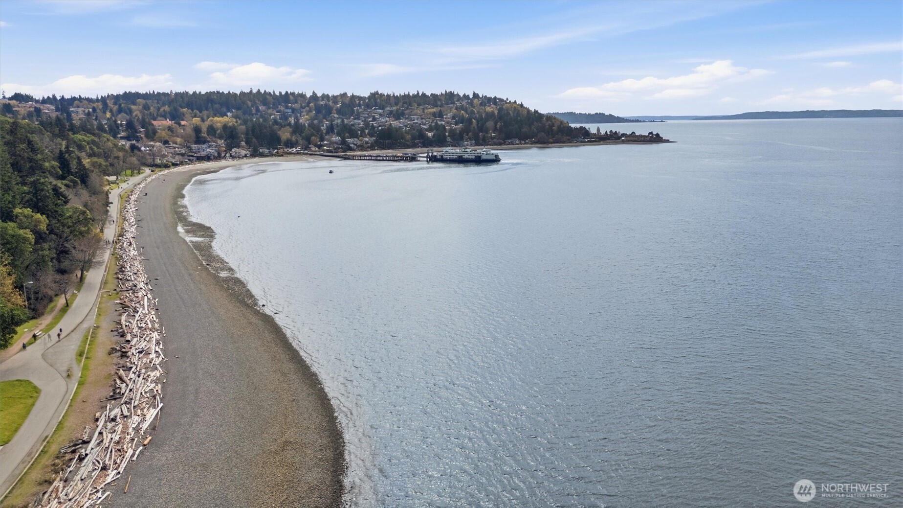 4725 SW Graham St , Seattle, WA 98136