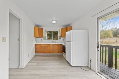 39411 Mountain Highway E, Eatonville, WA 98328 - Photo 15