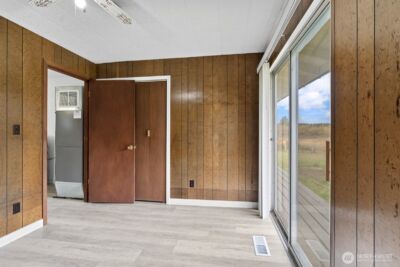 39411 Mountain Highway E, Eatonville, WA 98328 - Photo 24