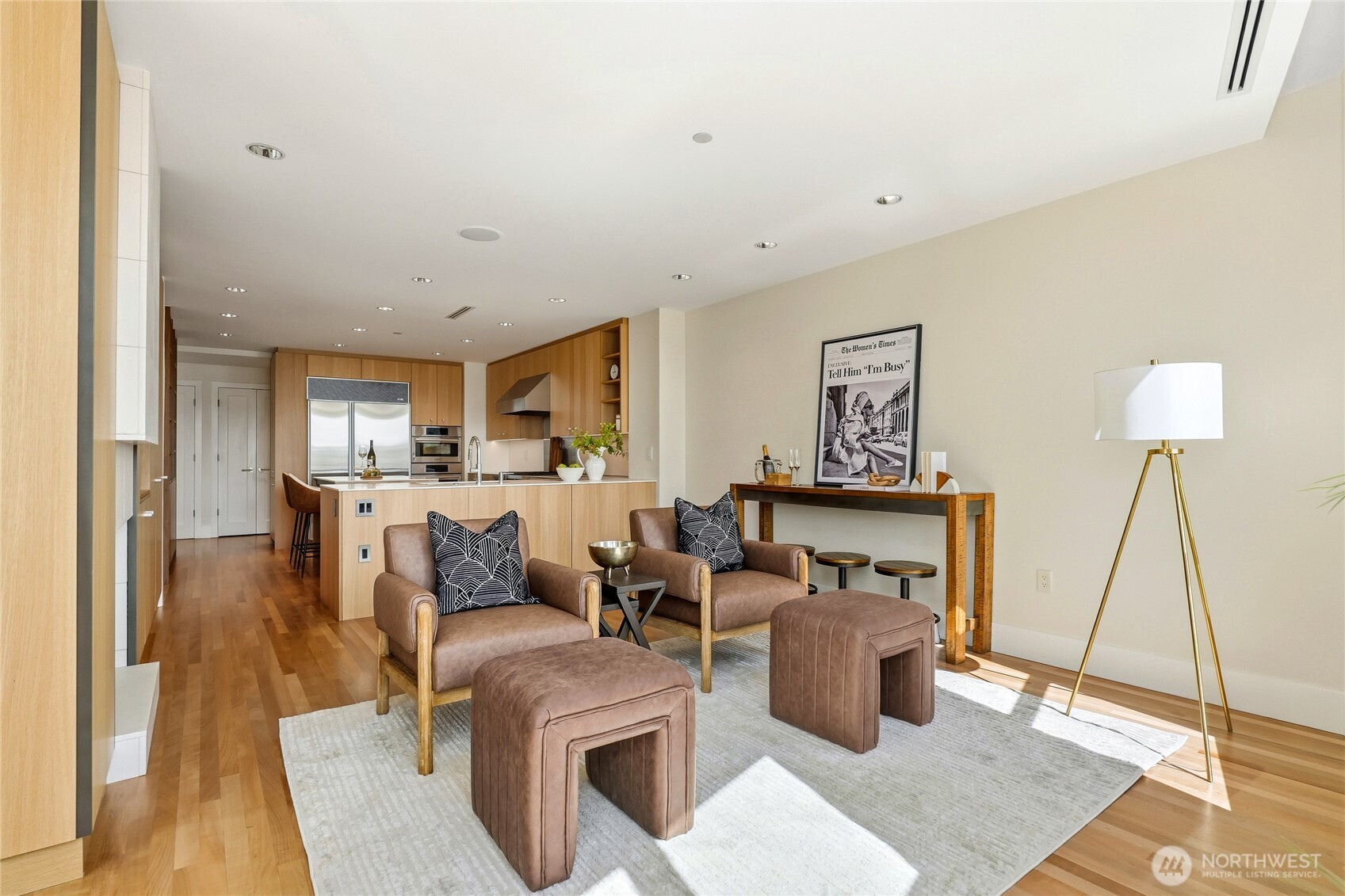 129 3rd Avenue #604, Kirkland, WA 98033