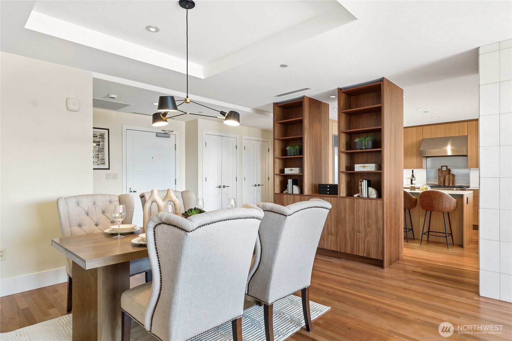 129 3rd Avenue #604, Kirkland, WA 98033