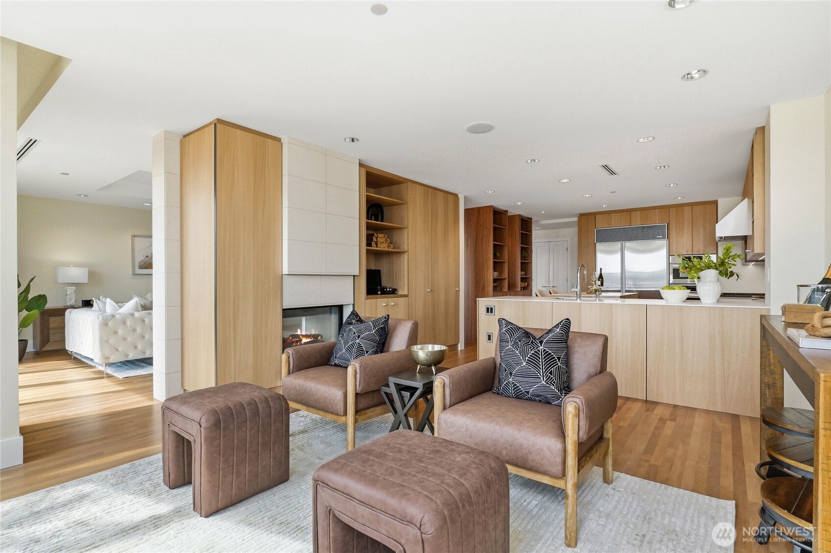 129 3rd Avenue #604, Kirkland, WA 98033