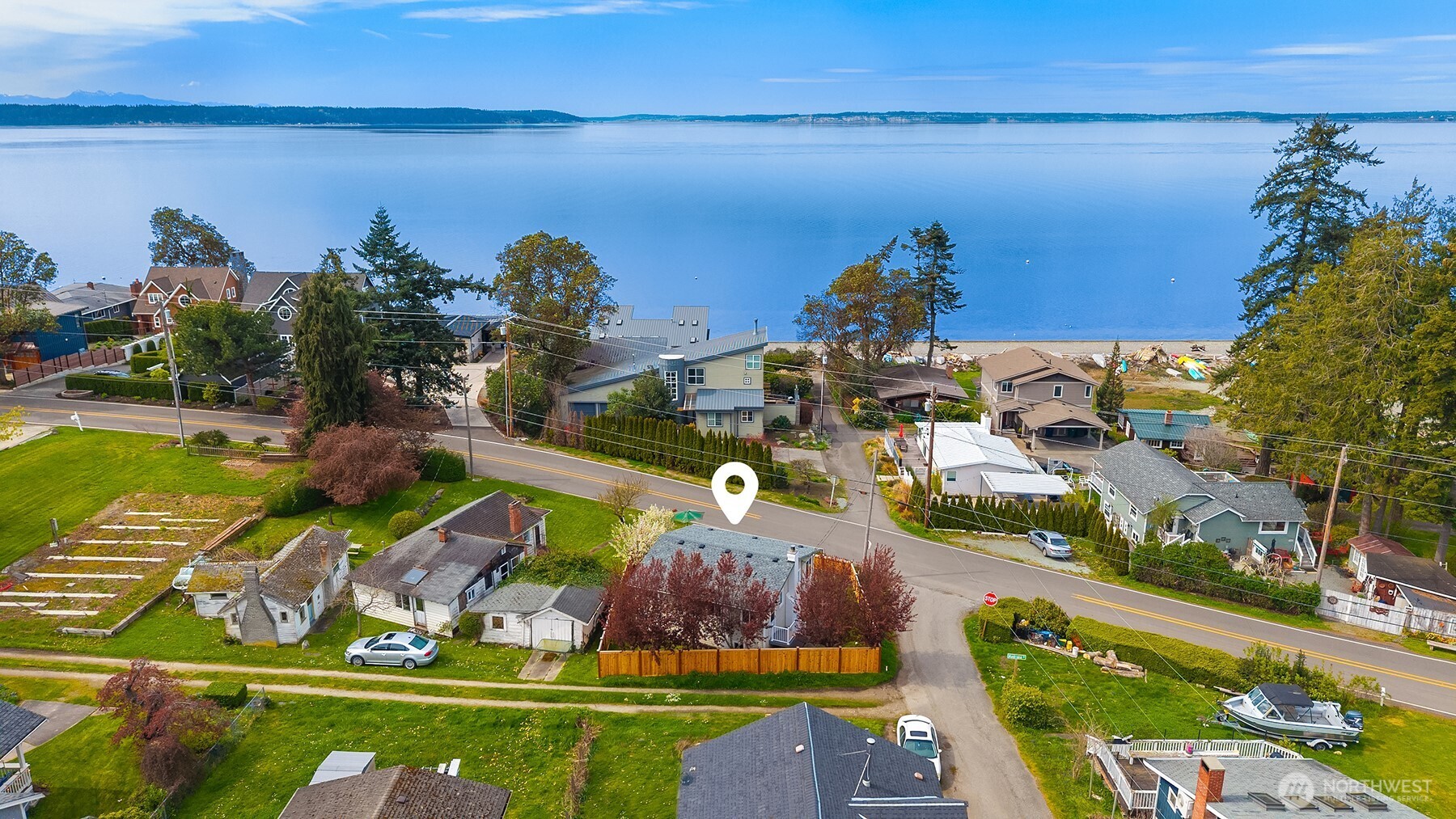 232 N Sunset Drive , Camano Island, WA 98282
