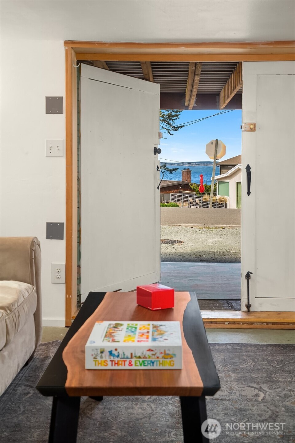 232 N Sunset Drive , Camano Island, WA 98282