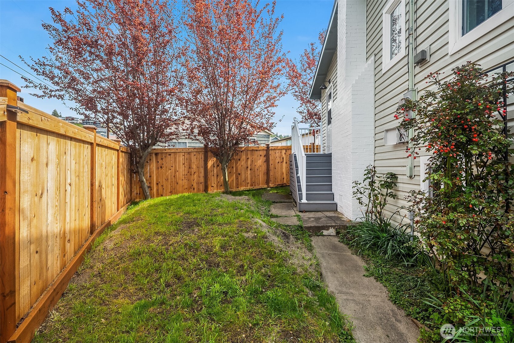 232 N Sunset Drive , Camano Island, WA 98282