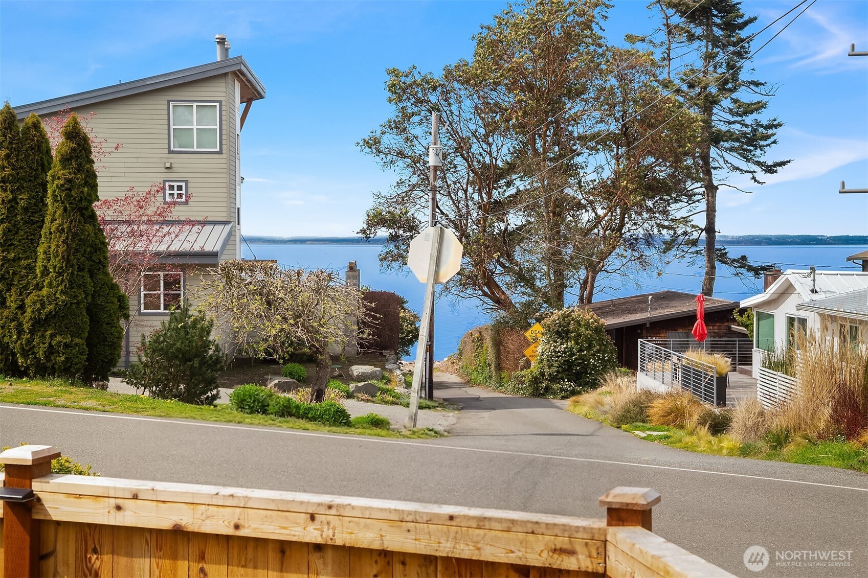 232 N Sunset Drive , Camano Island, WA 98282