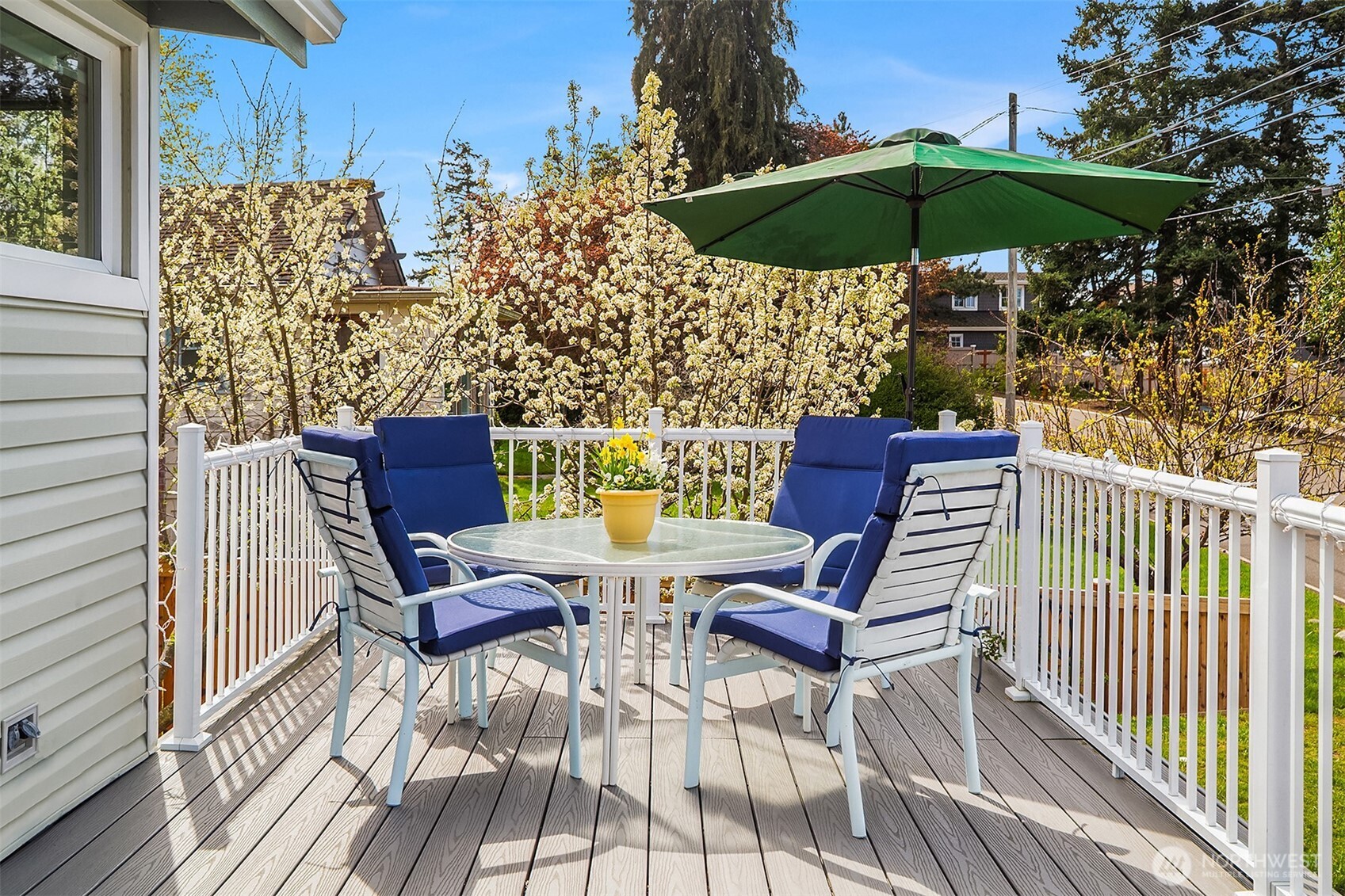 232 N Sunset Drive , Camano Island, WA 98282