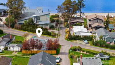 232 N Sunset Drive , Camano Island, WA 98282 - Photo 33