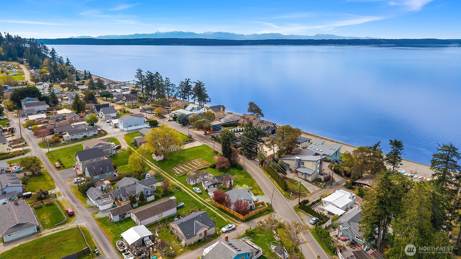 232 N Sunset Drive , Camano Island, WA 98282