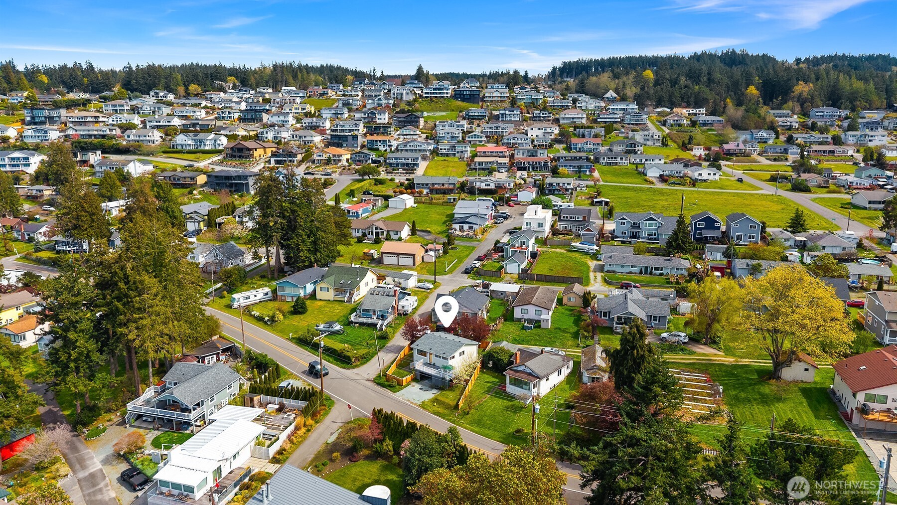 232 N Sunset Drive , Camano Island, WA 98282