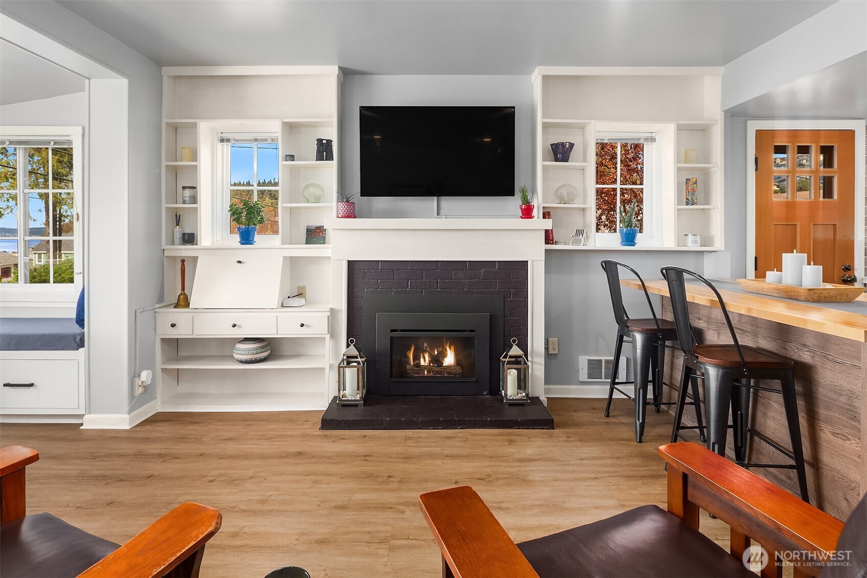 232 N Sunset Drive , Camano Island, WA 98282