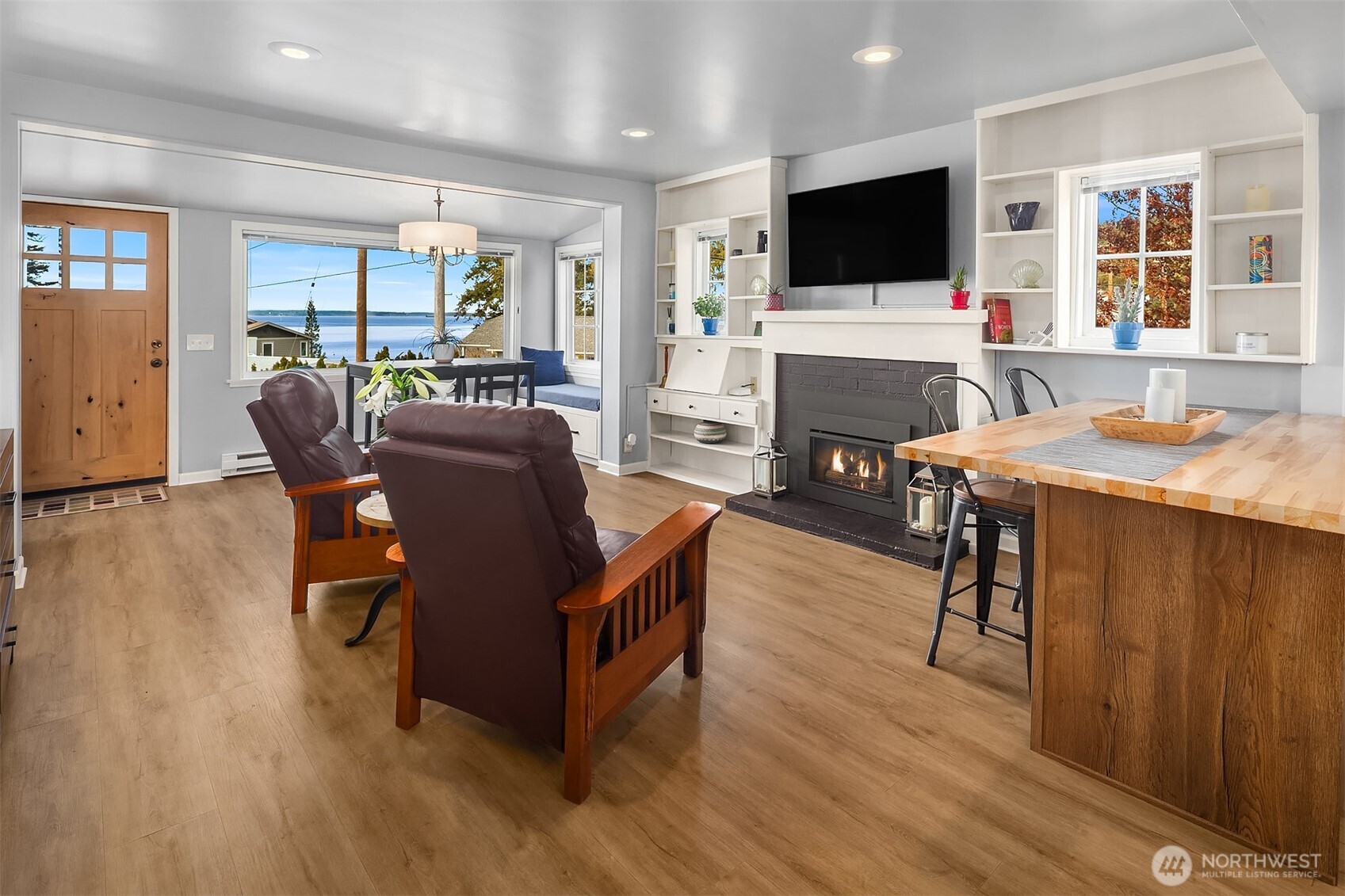 232 N Sunset Drive , Camano Island, WA 98282