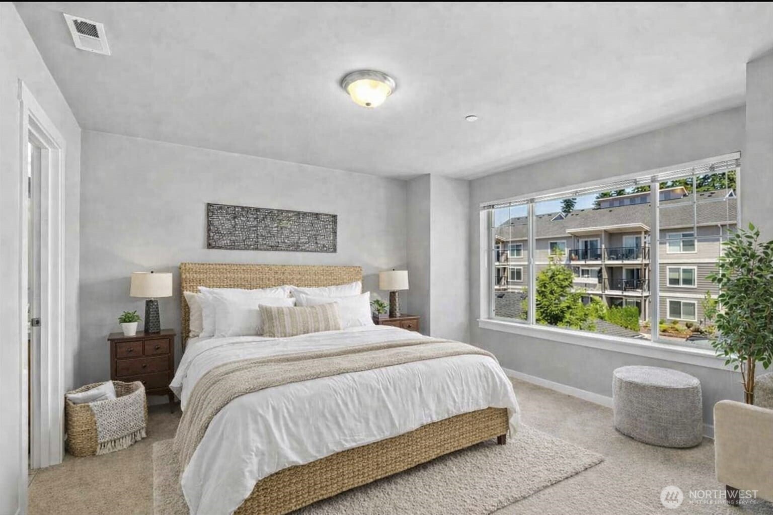 19102 20th Drive SE #I-104, Bothell, WA 98012