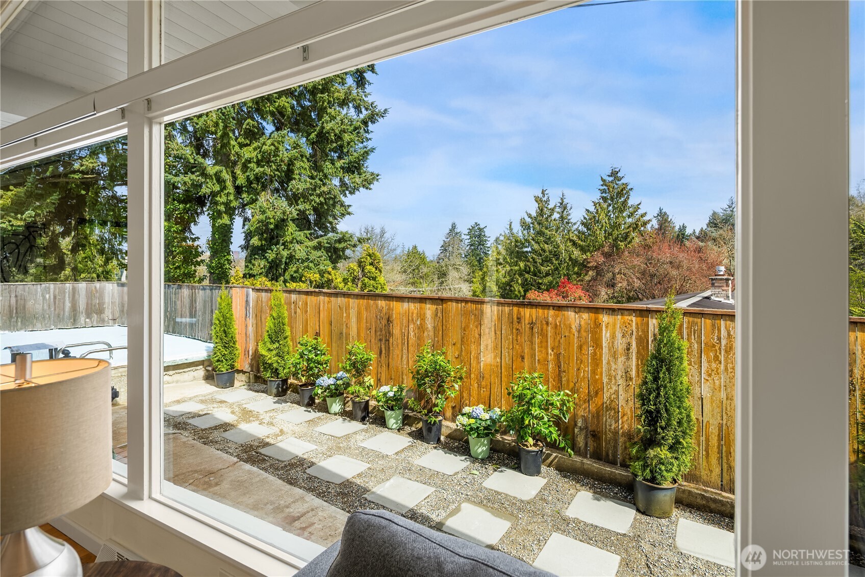 9750 SE 41st Street , Mercer Island, WA 98040