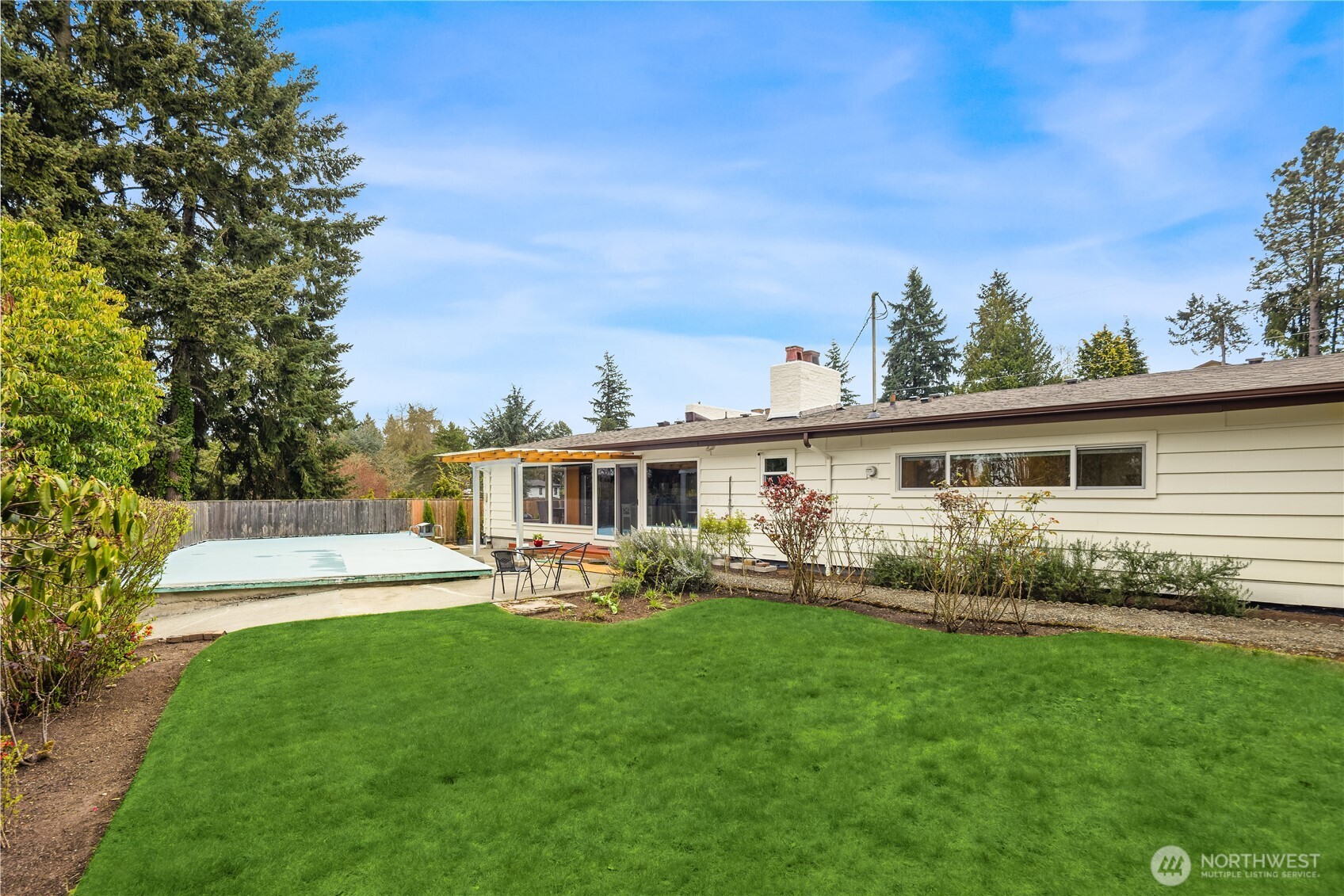 9750 SE 41st Street , Mercer Island, WA 98040