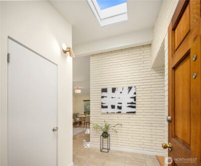 9750 SE 41st Street , Mercer Island, WA 98040 - Photo 5